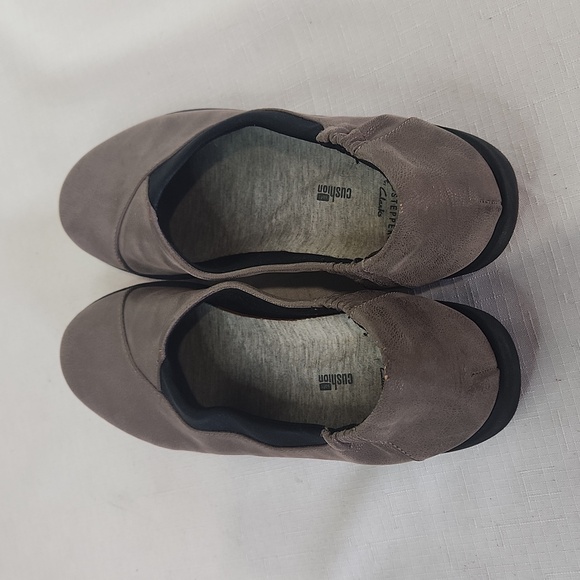 Clarks Cloudsteppers Sillian Greer Loafers Flats. Size 7 - Picture 5 of 7